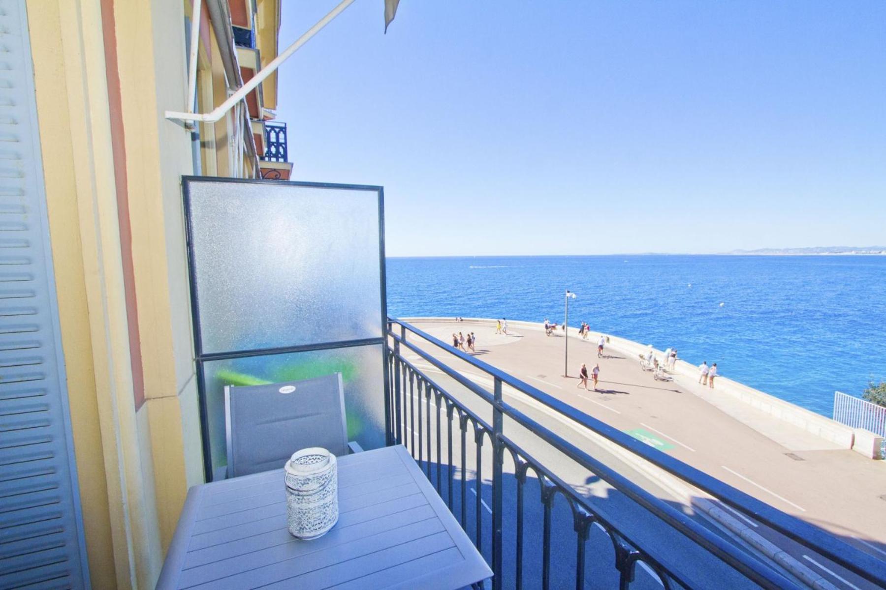 Promenade Holiday - Rocamare Promenade นีซ ภายนอก รูปภาพ